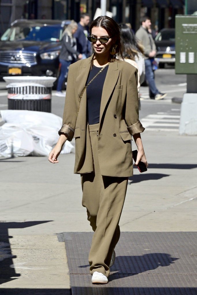 Women Suit It Well: How to Look Amazing in Suits - As Seen By Lauren